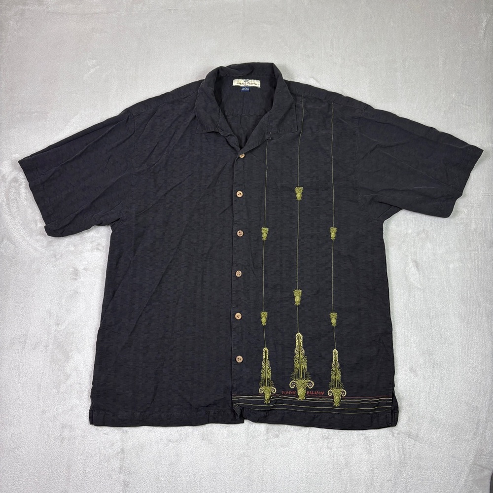 Tommy Bahama 100% Silk Button Up Shirt Embroidered Pineapples Black Size XL